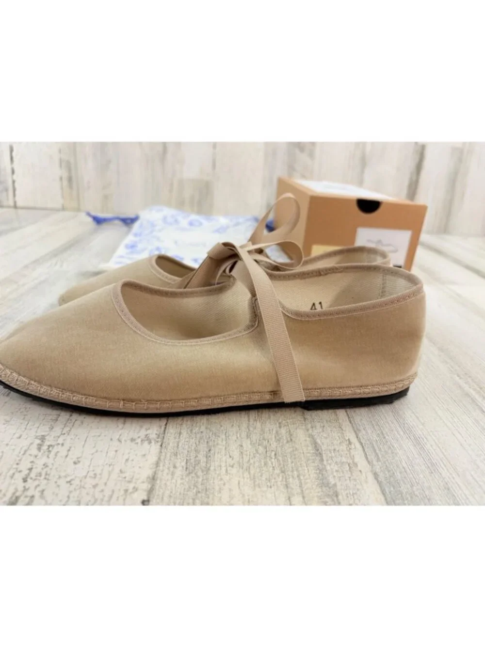 Cayumas Salome Beige Velvet Slippers Sz 41 10 NWT